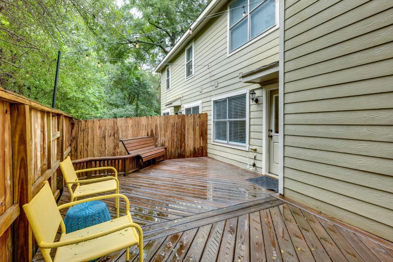 Modern Woodlands Townhome With Spacious Yard And Patio The Woodlands Exterior photo